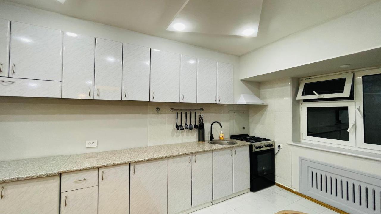 3-Bedroom Apartment On Ohunboboev 타슈켄트 외부 사진